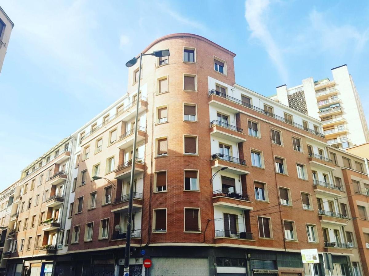 Bright And Modern Apartment In Bilbao City Center Zewnętrze zdjęcie
